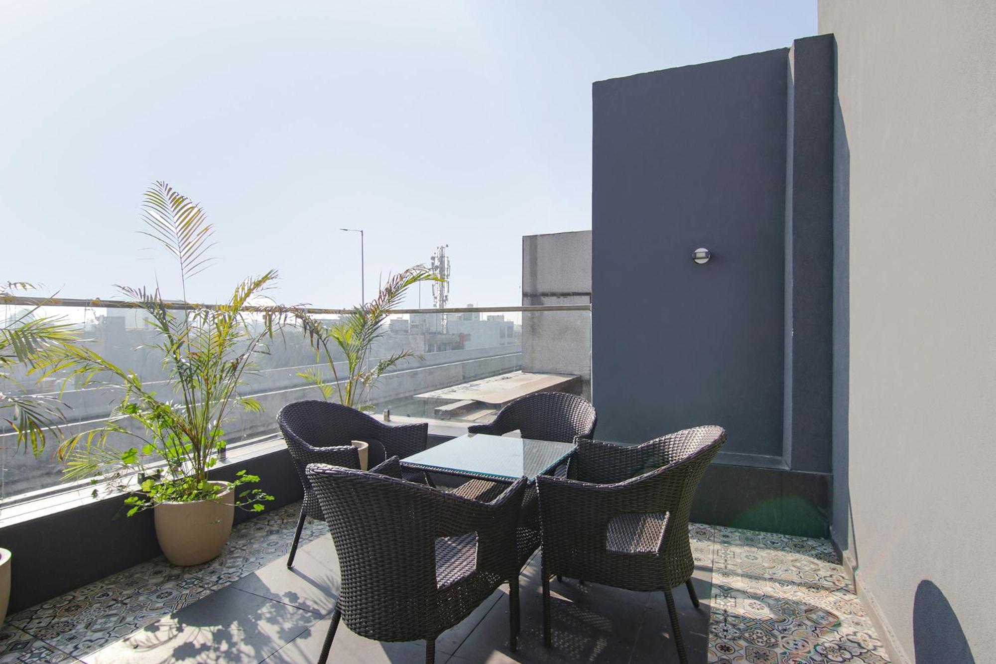 Fabhotel Prime K9 Crown Ludhiana Bagian luar foto