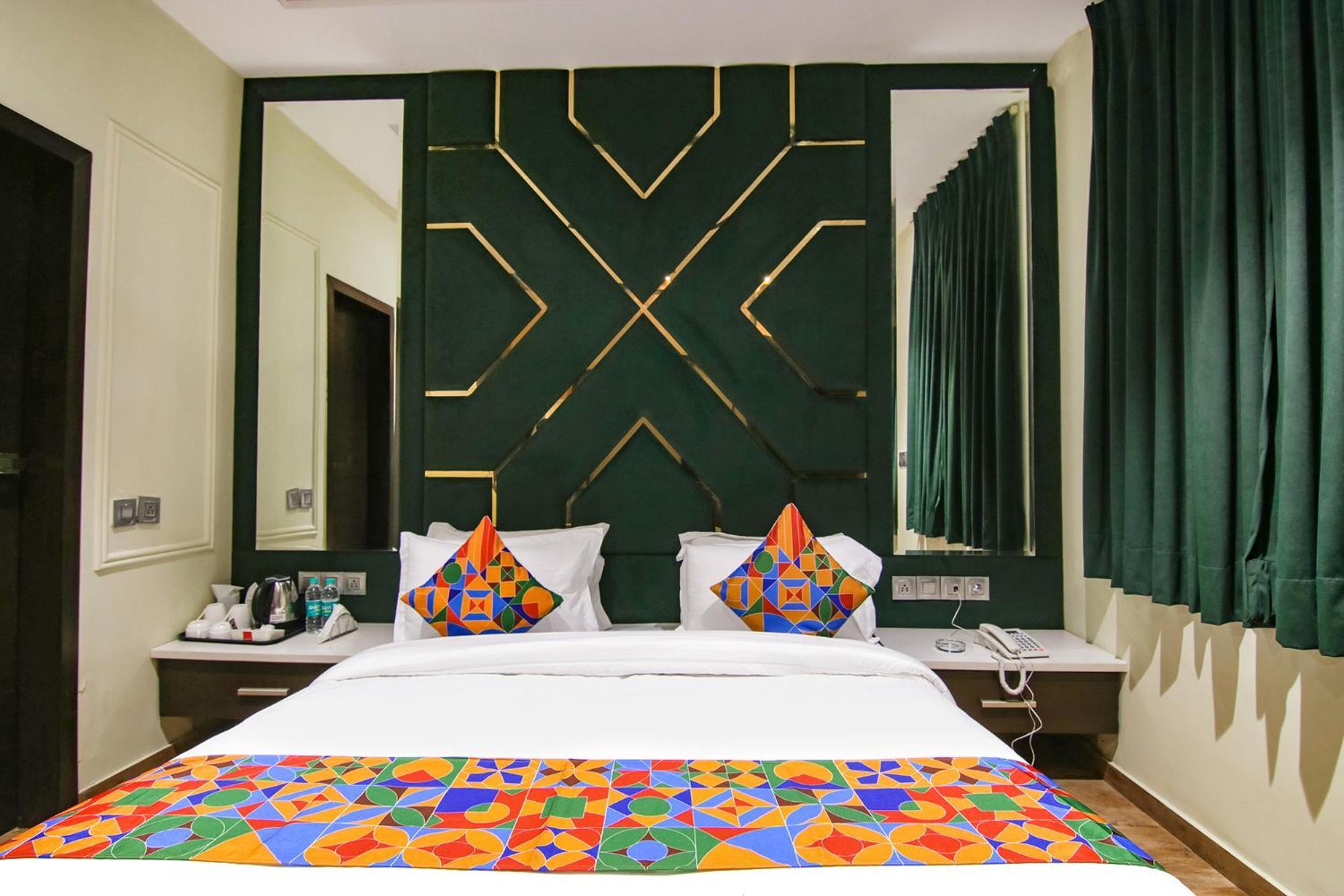 Fabhotel Prime K9 Crown Ludhiana Bagian luar foto