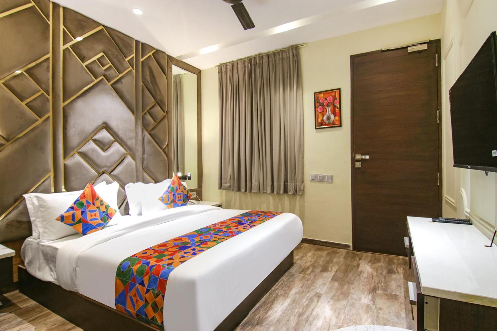 Fabhotel Prime K9 Crown Ludhiana Bagian luar foto